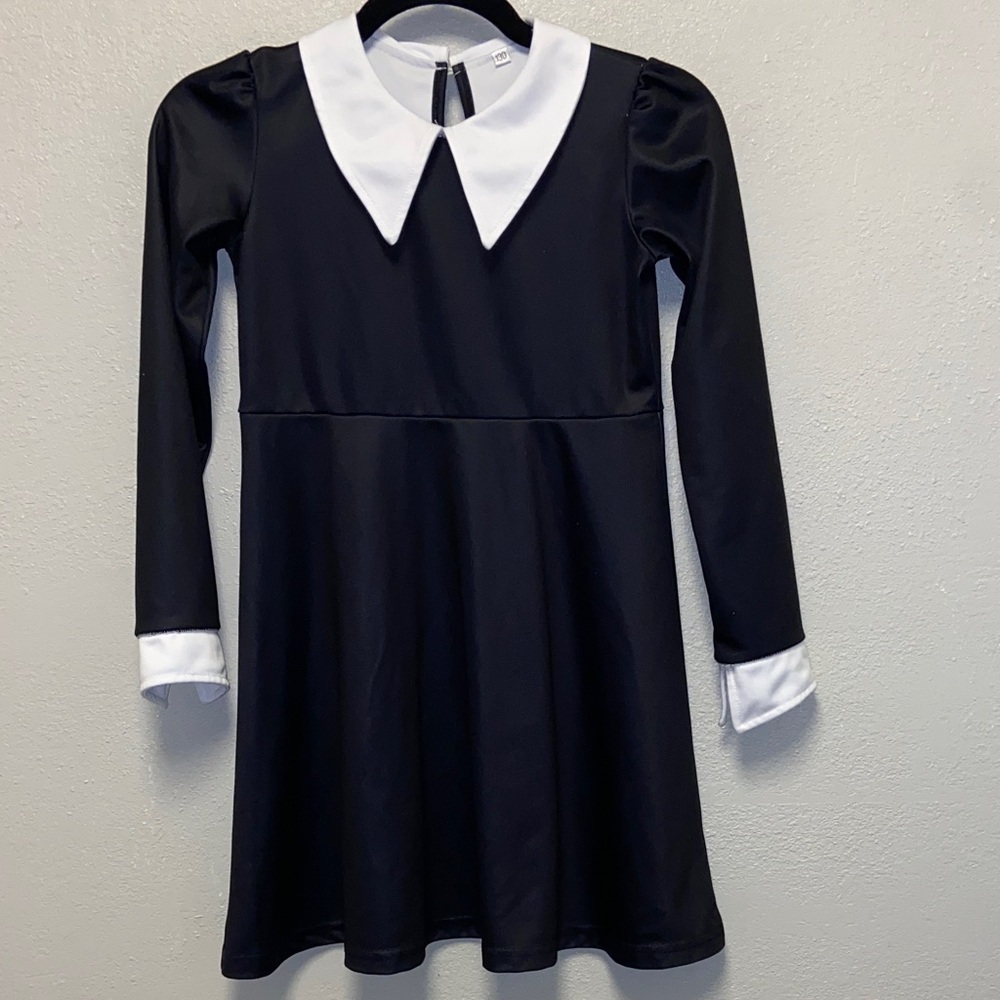 Wednesday Addams Girls's 8/10 Black and White Kids Cosplay Costume Dress 3584